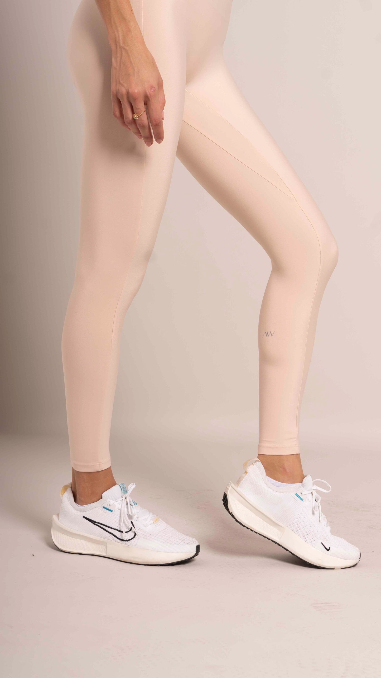 Essence Leggings Macadamia