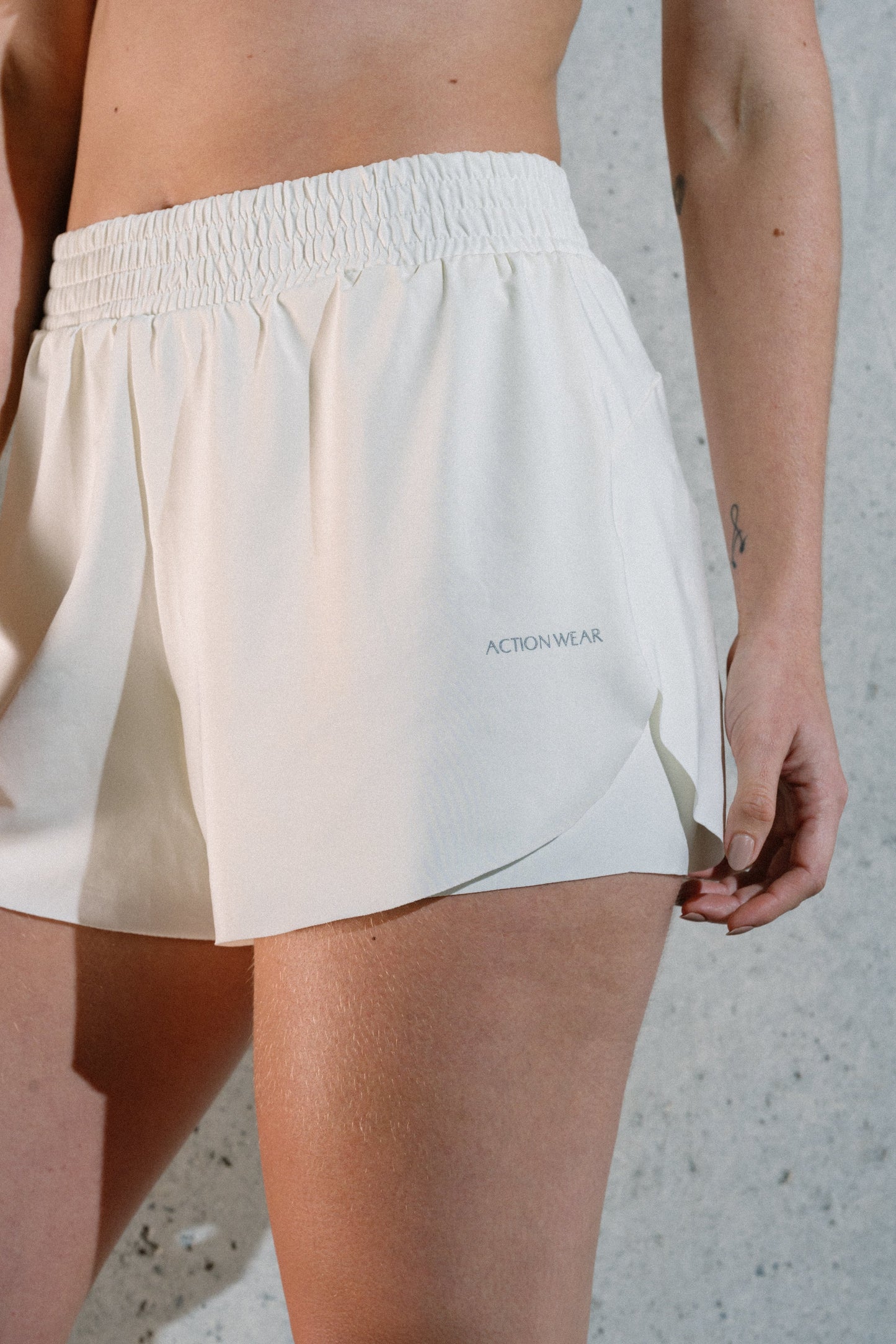 Half moon shorts Crudo